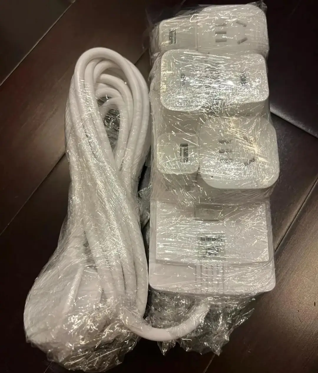 旅行收纳方法_电脑放入电脑包示范_搬家打包技巧