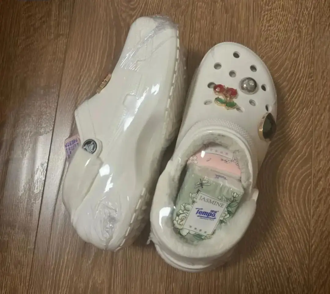 电脑放入电脑包示范_搬家打包技巧_旅行收纳方法