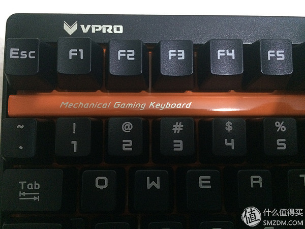 雷柏v500s冰晶版怎么样_雷柏V500机械键盘评测_京东白拿活动体验