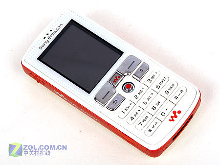 绝非简单改变 评索爱W700c三大生存优势