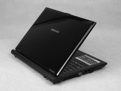 网上炒股入门教程_网上炒股优势及风险_股票开户不是选择本地营业部