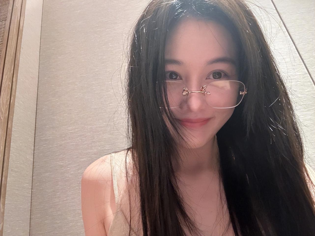 张茵家庭装修风格_张茵何洁广州婚房_张茵婷