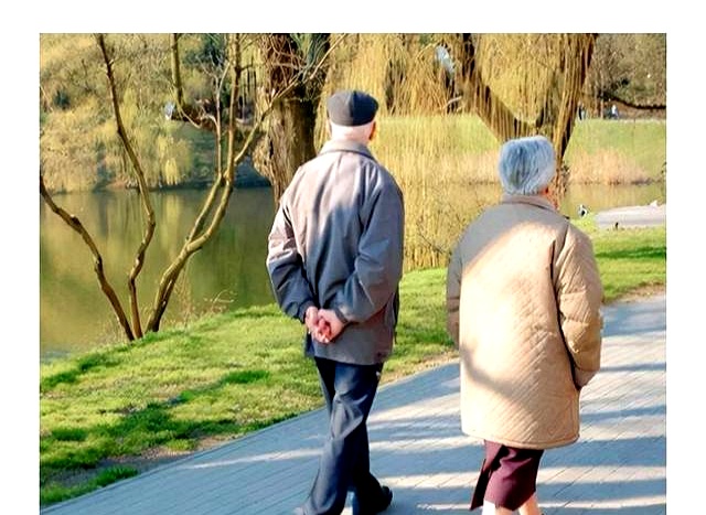 退休生活新方式_人生就是理财:30年后,把什么留给自己_退休金怎么花