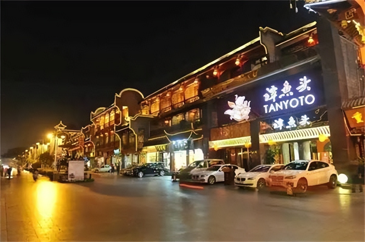 成都谭鱼头投资股份有限公司_谭鱼头火锅店发展历程_谭鱼头创始人谭长安发家史