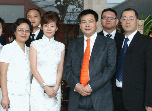 成都谭鱼头投资股份有限公司_谭鱼头创始人谭长安发家史_谭鱼头火锅店发展历程