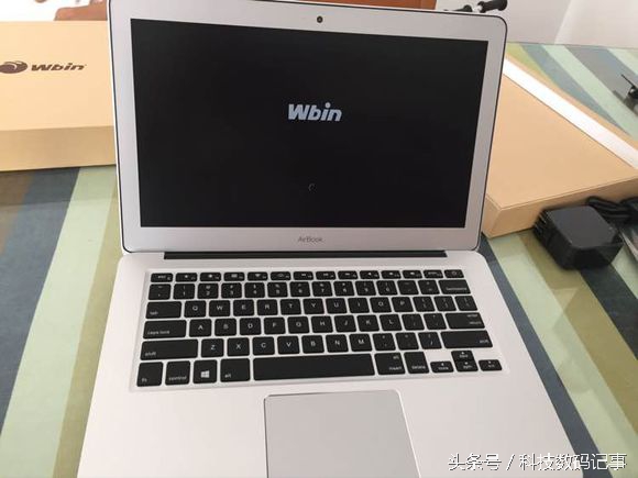 macbook和thinkpad_轻薄笔记本小米笔记本Air 12评测_超薄本MacBook air与ThinkPad X1 carbon对比