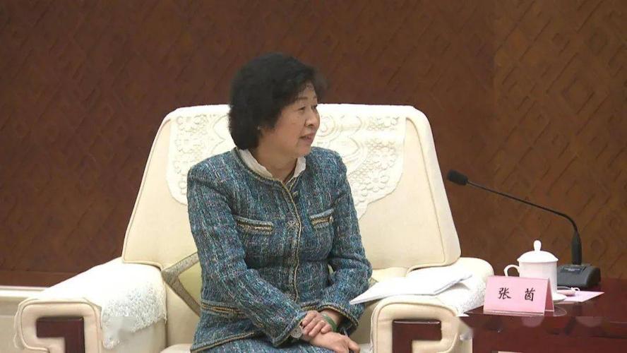 玖龙纸业+张茵_自治区生态环境厅服务企业高质量发展_玖龙纸业推动生态环保与产业发展